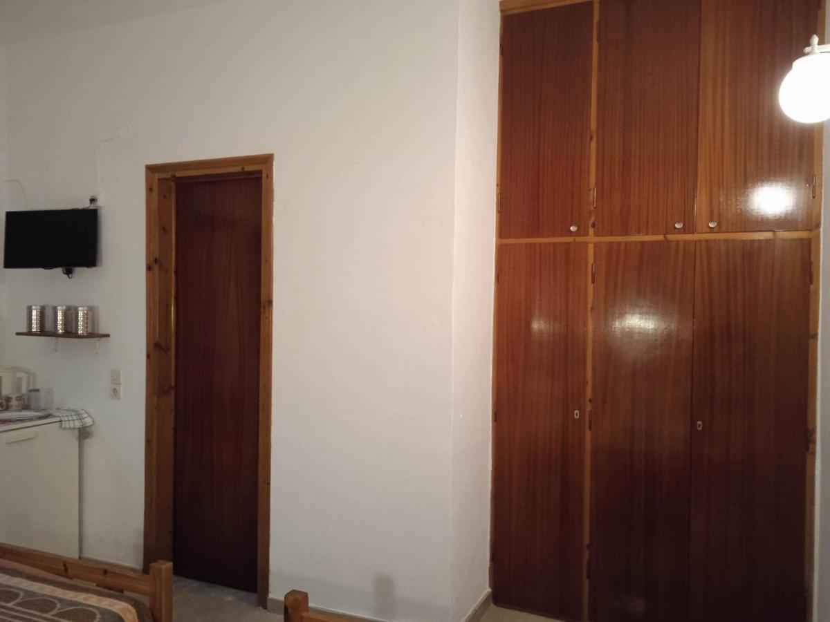 Villa Kaloudis Rooms Agios Georgios  Ngoại thất bức ảnh